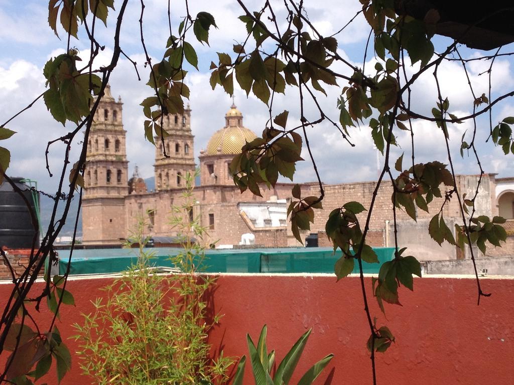 Hostal Casa Castillo Morelia Bagian luar foto