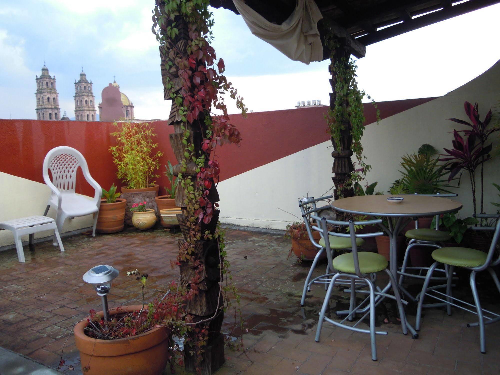 Hostal Casa Castillo Morelia Bagian luar foto