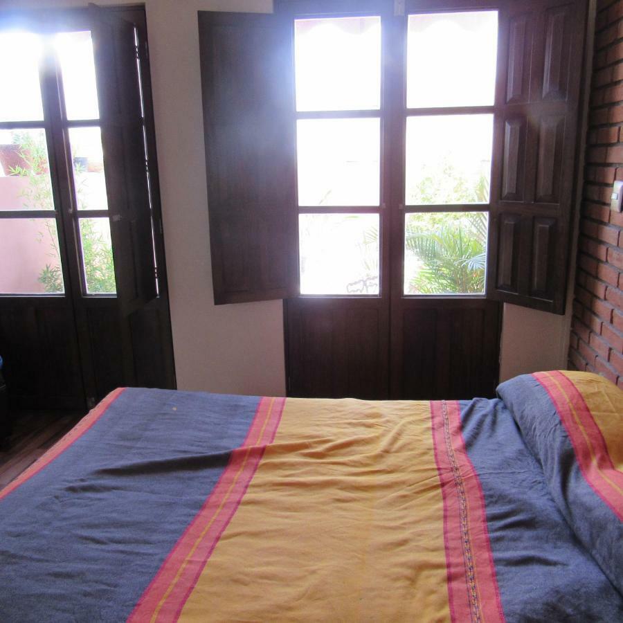 Hostal Casa Castillo Morelia Bagian luar foto